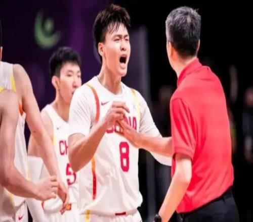 CCTV5直播！中國男籃vs中國臺北，不利消息傳來，若爆冷輸球=墊底