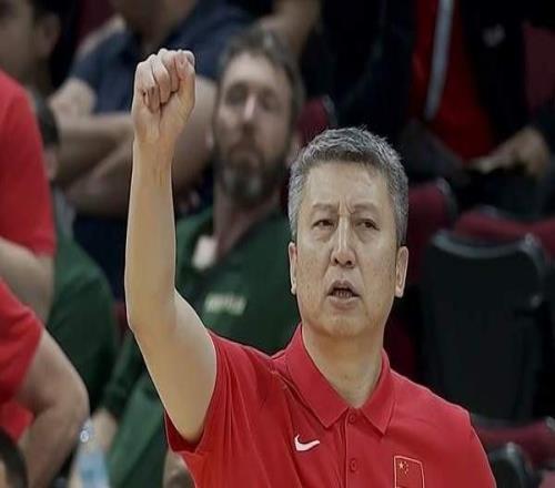 下課危機(jī)解除2場險(xiǎn)勝，郭士強(qiáng)更衣室大哭，原因曝光，趙睿祝福