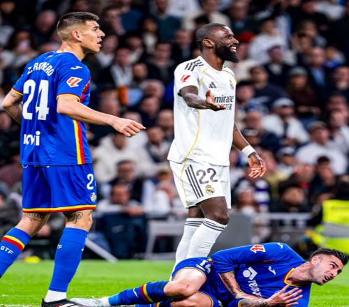 重罰！曝呂迪格連續(xù)膝擊最高應(yīng)禁賽12場，巴薩舊將：被皇馬搶劫了