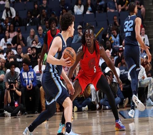 寶刀未老！開拓者后場(chǎng)老將直接砍下了賽季新高35分外加11助攻