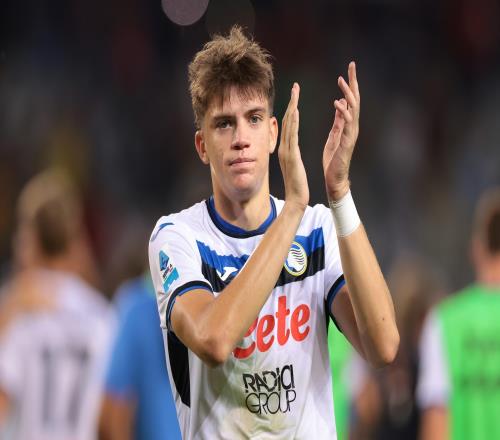 國(guó)米邊衛(wèi)引援遇阻：三大對(duì)象一個(gè)比一個(gè)貴，誰(shuí)來(lái)接鄧弗里斯的班