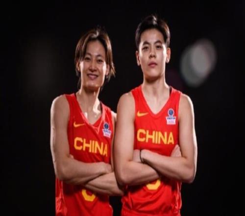 籃協(xié)又出一大昏招！場(chǎng)均0分入選全明星：女籃年度最荒唐鬧劇