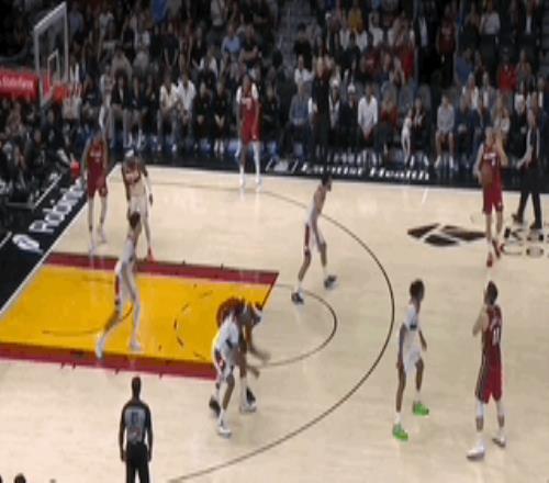 要臉，還是要83分紀(jì)錄？