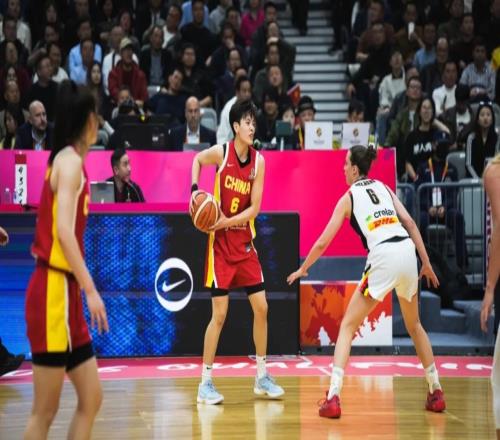 女籃狂打老式籃球慘敗比利時(shí)張子宇20+11反扯下宮魯鳴最后遮羞布