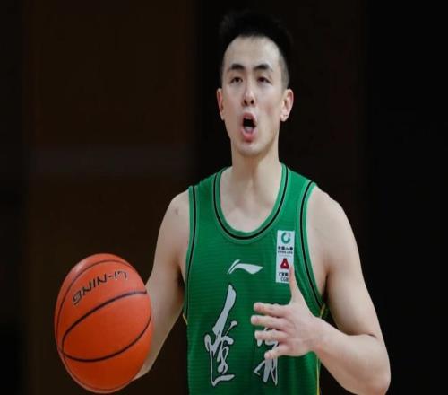 逆轉(zhuǎn)15分取四連勝！遼寧末節(jié)一波流擊潰山西趙繼偉9+5引10人砍分