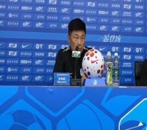 李國(guó)旭：全隊(duì)對(duì)第一場(chǎng)比賽過程都不滿意，本周大家統(tǒng)一了思路