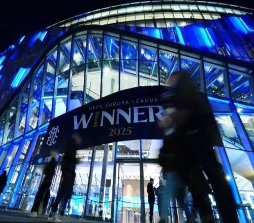 衛(wèi)報(bào)：由于保級(jí)形勢(shì)嚴(yán)峻，熱刺推遲季票續(xù)訂截止日期