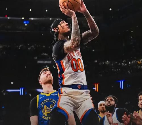 5連??！勇士慘遭21分逆轉(zhuǎn)，庫(kù)里缺陣布倫森轟30+9，西部格局大變