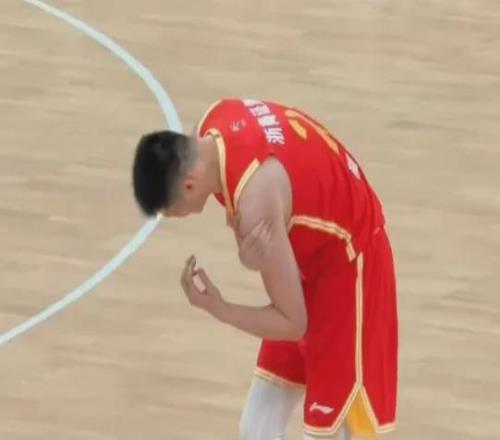 No！胡金秋最新傷情報告！這可是中國男籃第一核心