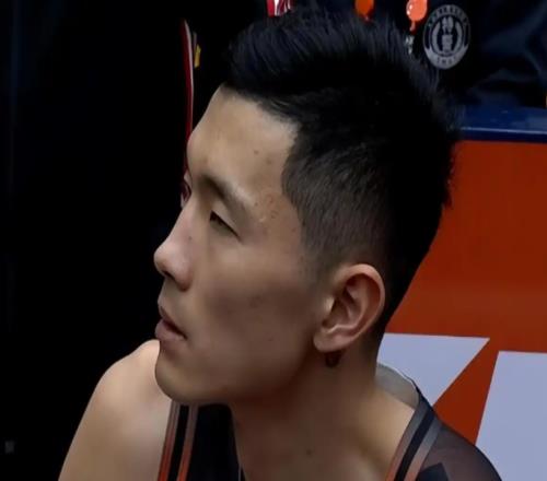 潰敗之夜：山東男籃8396負(fù)浙江，全面受制的困境與教頭的選擇題