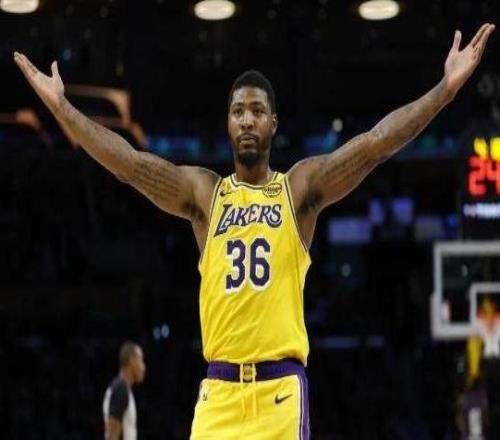 被放逐、被質(zhì)疑的斯瑪特，在湖人再成不可或缺之人