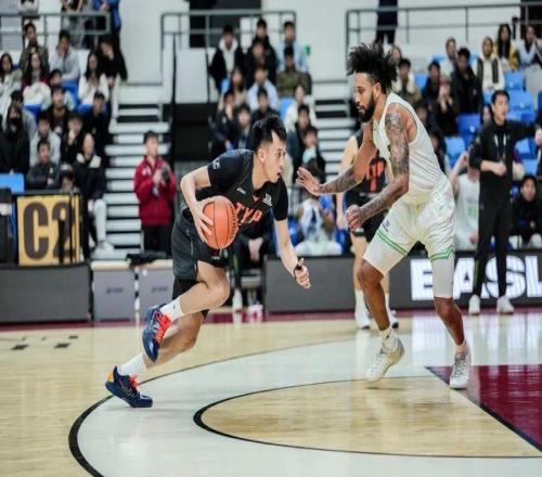 東亞強敵環(huán)伺，CBA為何缺席