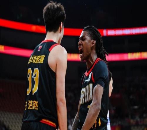 104比84狂勝江蘇！深圳反超廣東殺進(jìn)前三：杜鋒這下壓力大了