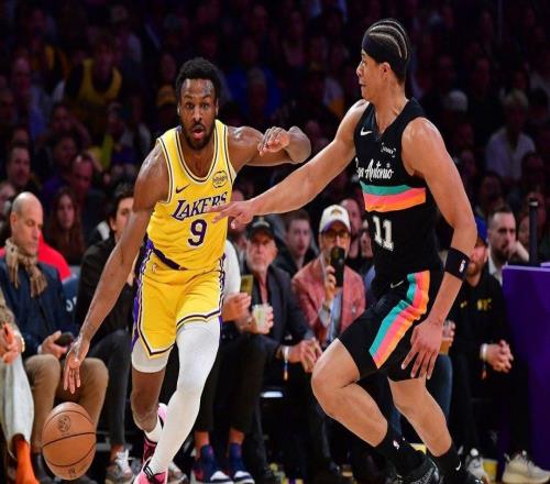 心態(tài)好，湖人布朗尼詹姆斯在發(fā)展聯(lián)盟展現(xiàn)出的心態(tài)助其NBA生涯