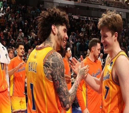 近29戰(zhàn)23勝！黃蜂2026年進(jìn)攻效率&凈效率聯(lián)盟同期第一