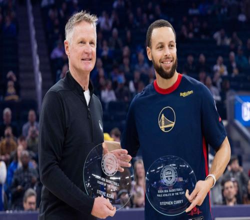 科爾：不確定庫里打火箭能復(fù)出，得先觀察他5v5訓(xùn)練后的情況