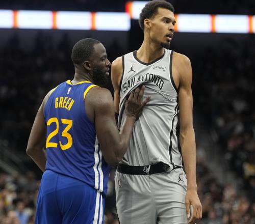 41分18板3助3帽！就在今天，3項前無古人的NBA紀錄被文班達成了