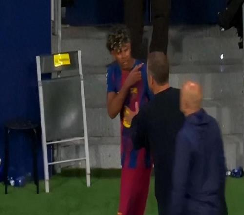 西媒：亞馬爾因生氣而沒慶祝萊萬進(jìn)球，巴薩門將教練更衣室安慰他