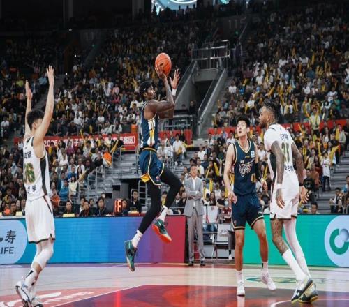 薩姆納傷了，休戰(zhàn)多場(chǎng)比賽，薩林杰也