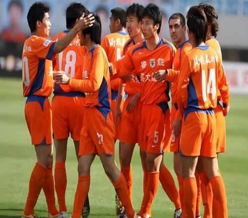 他是澤卡在魯能唯一的中鋒替補(bǔ)，踢河南隊(duì)有望賽季首秀，值得期待