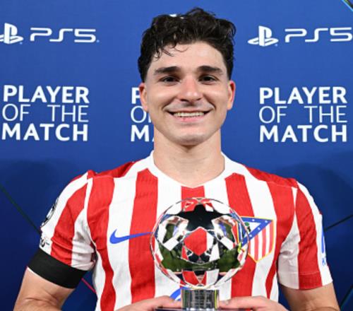 巴薩1人錯失2次機會！門前墊射+空門不進，拉菲尼亞不復出難翻盤