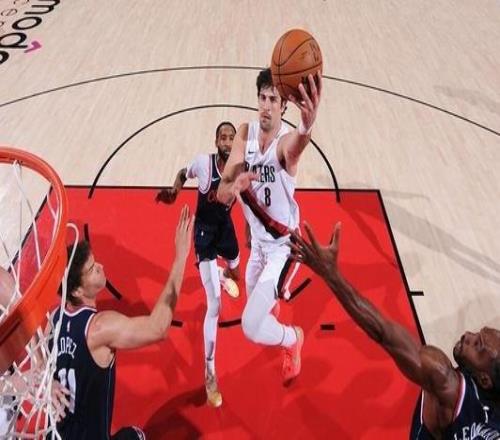 阿夫迪亞35分倫納德24+8開(kāi)拓者主場(chǎng)擊退快船