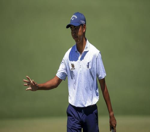 泰國小伙名字里藏了個世界杯，老爹差點叫他歐冠