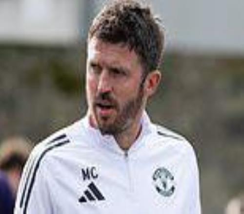 卡里克3個(gè)月前還在加勒比海曬太陽，如今把曼聯(lián)從第6拽到第3