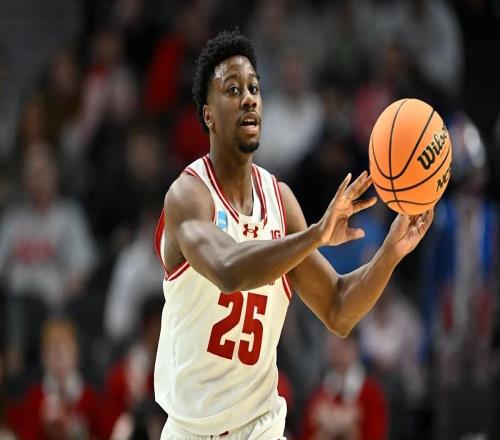 威斯康星控衛(wèi)Blackwell要跳船，6所學(xué)校搶人，作者押注阿拉巴馬