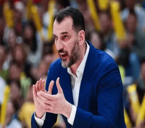 廣東男籃7774險(xiǎn)勝，兩悍將居功至偉，代理主帥獲認(rèn)可一隱患明顯