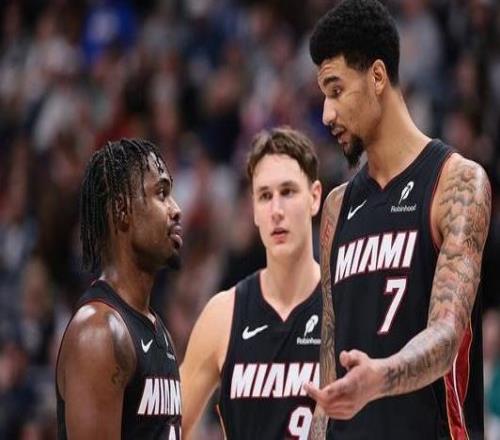 小米切爾：看到阿德巴約離場(chǎng)很難受韋爾挺身而出戰(zhàn)斗到最后