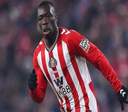 桑德蘭球員再遭網(wǎng)暴，平臺(tái)算法還在裝睡