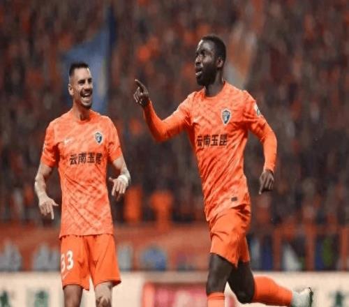 爆冷！副班長(zhǎng)30掀翻聯(lián)賽第3，津門虎終結(jié)5輪不勝，云南主場(chǎng)首敗