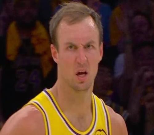 感謝老鷹，2換1，凈送25分！老詹笑開了花