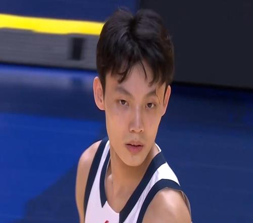 廣東9193福建！球員評(píng)分：2人滿分，2人良好，4人不合格