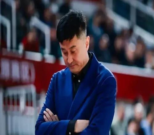 廣東被福建雙殺2人引失望！杜鋒用人還是有問(wèn)題，薩林杰沒(méi)法用！