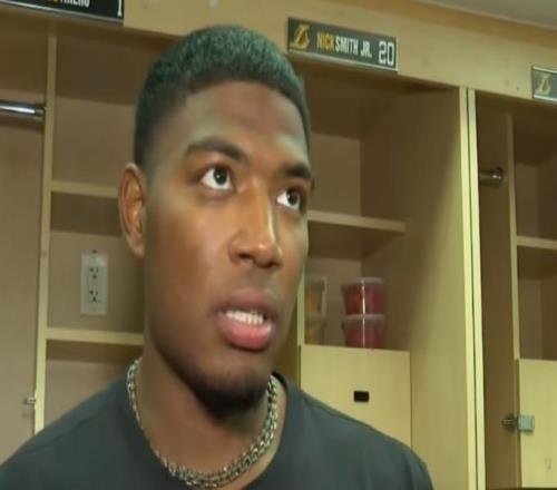 G3勝火箭！斯瑪特老詹展職業(yè)態(tài)度，贊布朗尼，八村直指謝潑德防守