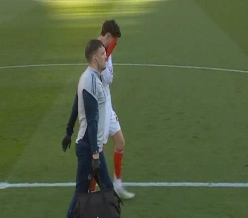 哈弗茨和埃澤先后因傷離場，阿森納一戰(zhàn)折損兩員大將