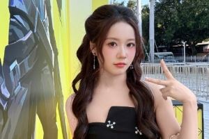 无畏契约主持人戈曼尼晒照：冬天让人有种正在接近幸福的感觉！