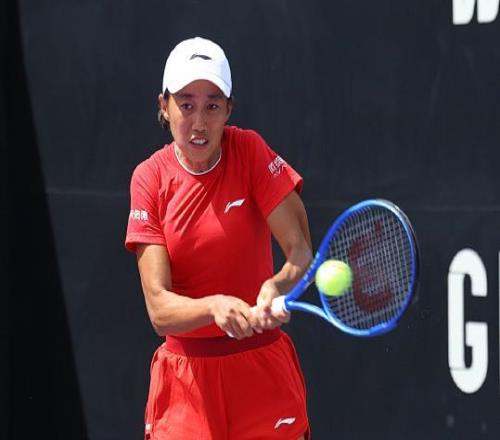 澳網(wǎng)當(dāng)家人轉(zhuǎn)投老美，張帥送油條袁悅很爭(zhēng)氣，西西豪言成笑柄