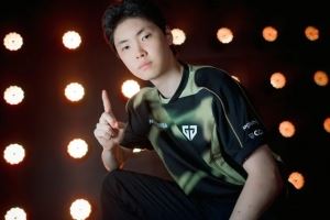 Chovy：最近喜歡有風險但能獲取巨大收益的打法復盤更能讓我成長