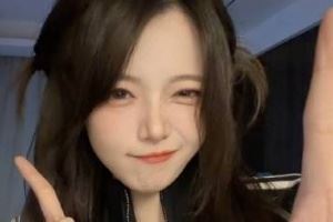 駱歆更博：祝所有姐妹婦女節(jié)快樂！希望你我都永不被定義，自在生長，做想做的一切