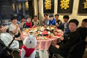 常規(guī)賽收官后，AL分享聚餐合影：祝大家新年快樂，馬年見