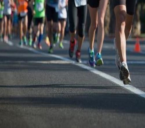 地方新聞精選重慶馬拉松裁判誤攔冠軍沖線被停賽一年北京不鼓勵(lì)養(yǎng)老機(jī)構(gòu)收取會(huì)員費(fèi)