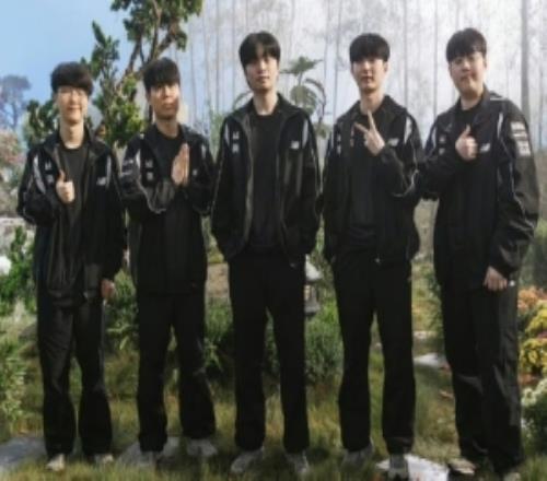 解说硕硕:BDD今天把超威从头爆到尾!超威又倒在了四强!