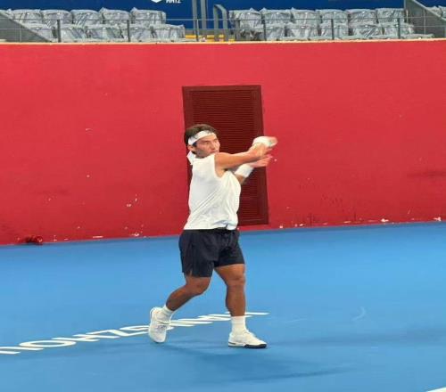 布云朝克特遭遇新赛季开门黑，周意送蛋横扫受到网友表扬！