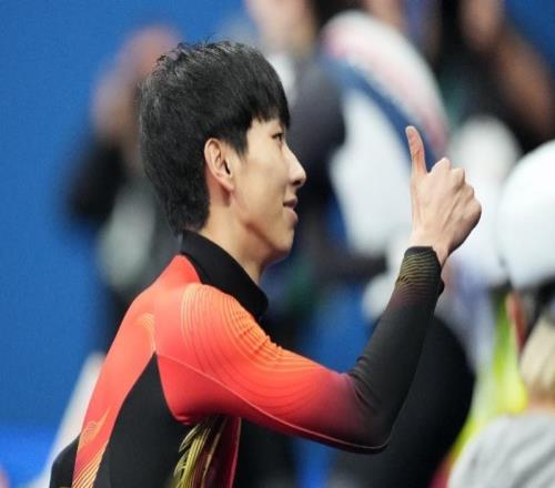 只差0.028秒，中國(guó)隊(duì)銀牌+1！孫龍1000米扛住壓力