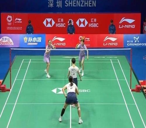 贾一凡张殊贤获得中国羽毛球大师赛女双冠军