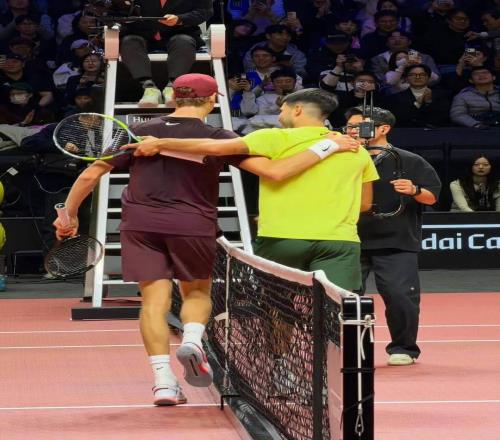 巴塞羅那賽簽表公布：阿卡穆塞蒂領銜，衛(wèi)冕冠軍缺席！