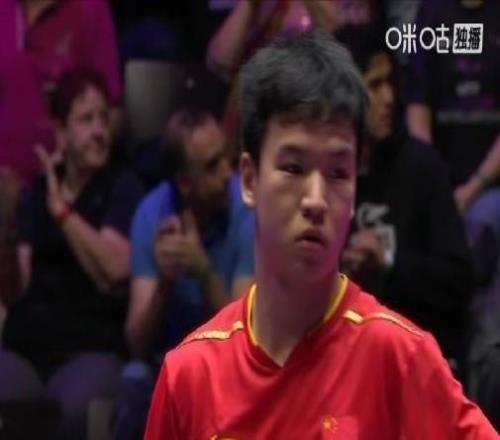 向鹏23不敌弗朗西斯卡,国乒男单无缘蒙彼利埃赛16强